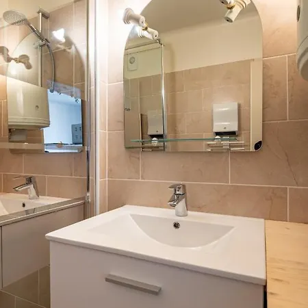 Le Thalasso Apartament *